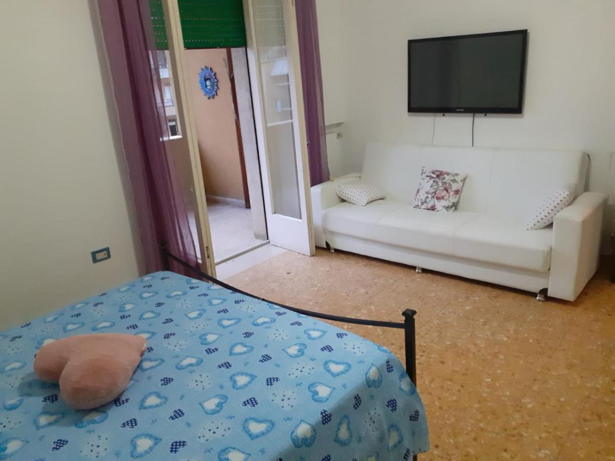 Bed and Breakfast A Casa Di Adele Caserta Exterior foto