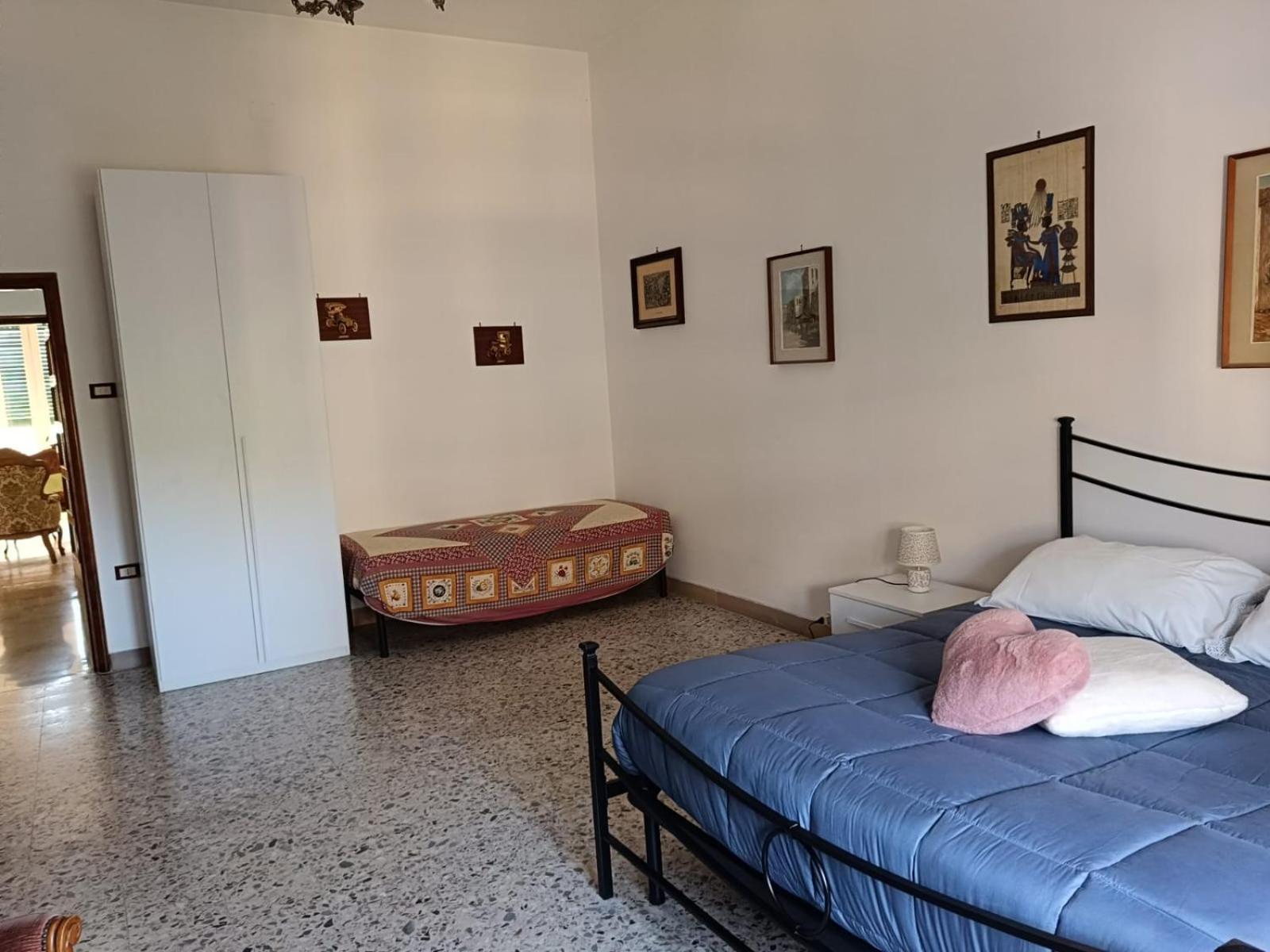 Bed and Breakfast A Casa Di Adele Caserta Exterior foto