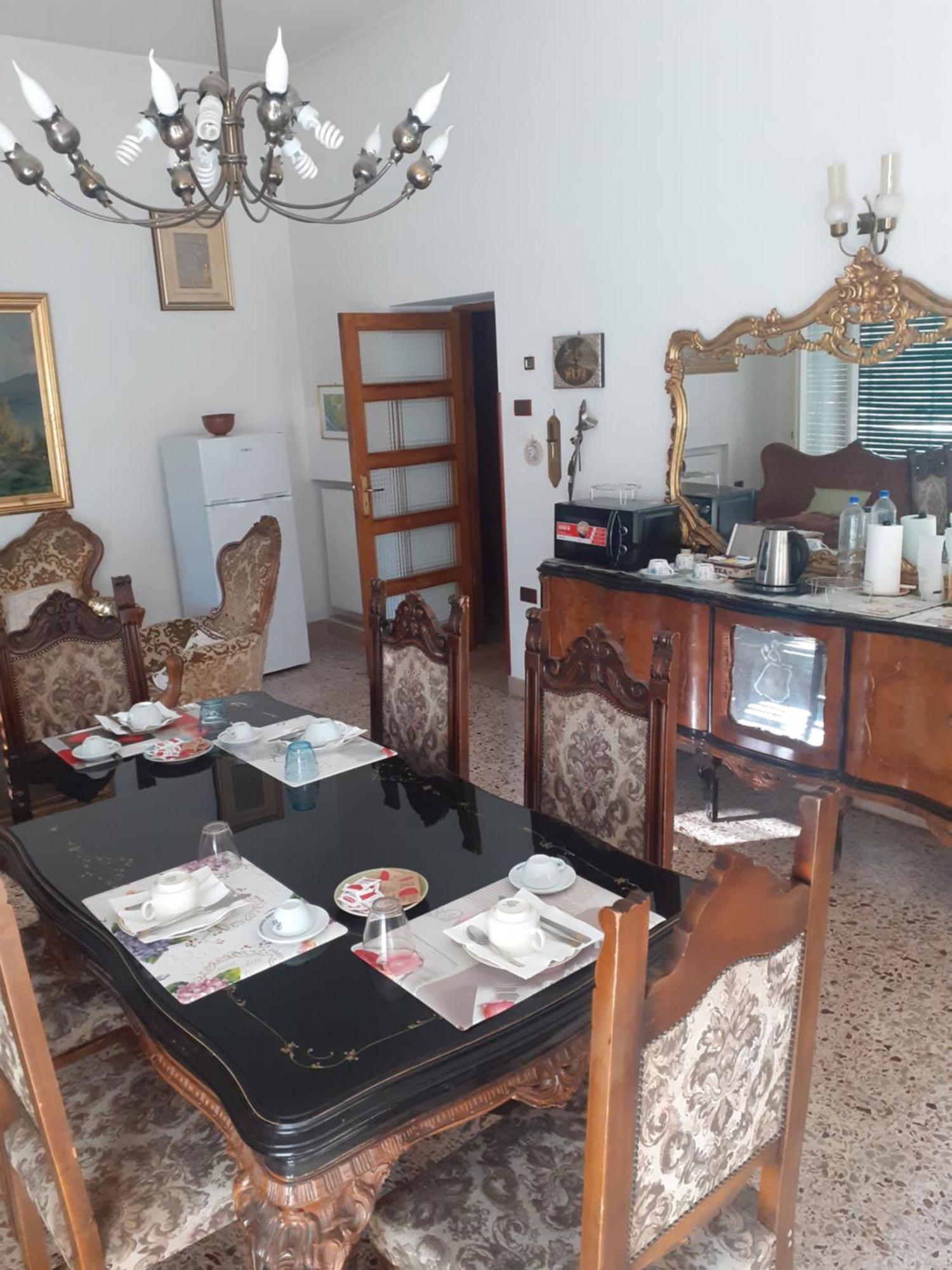 Bed and Breakfast A Casa Di Adele Caserta Exterior foto